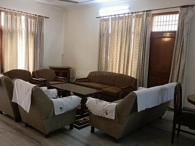 4 BHK Apartment in Sector 49 for rent Chandigarh. The reference number is 20728136