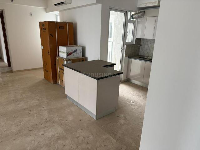 4 BHK Apartment in Sector 43 for rent Noida. The reference number is 20888352