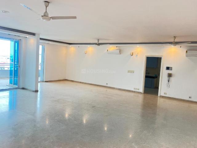 4 BHK Apartment in Sector 43 for rent Gurgaon. The reference number is 20045162
