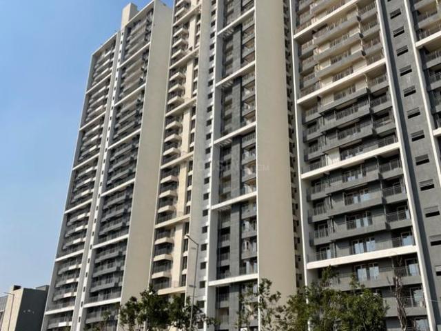 4 BHK Apartment in Sector 43 for resale Noida. The reference number is 11406457