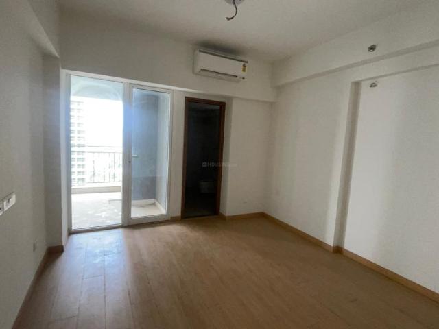 4 BHK Apartment in Sector 43 for resale Noida. The reference number is 20753146