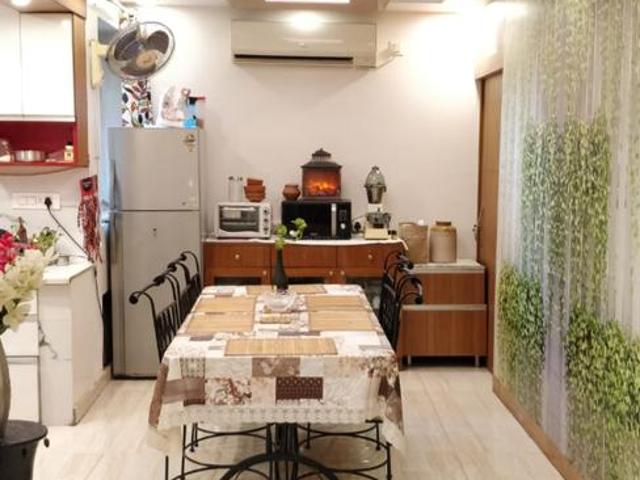 4 BHK Apartment in Sector 4 Dwarka for rent New Delhi. The reference number is 10445649