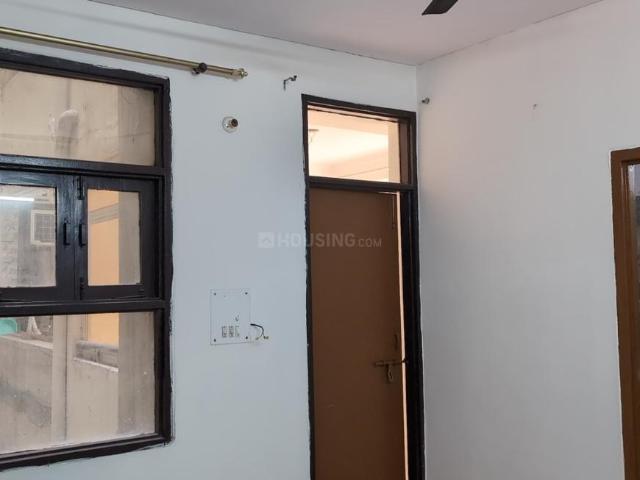 4 BHK Apartment in Sector 4 Dwarka for rent New Delhi. The reference number is 19861327