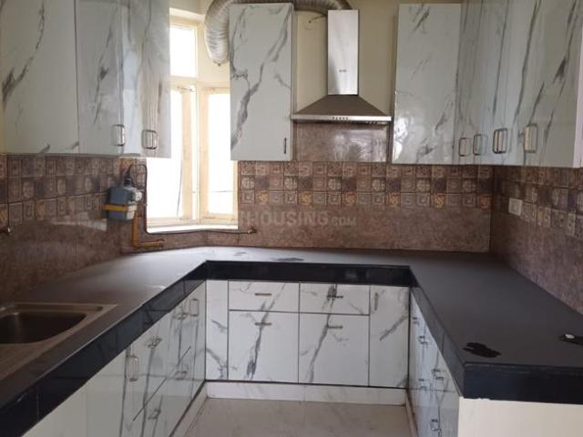 4 BHK Apartment in Sector 4 Dwarka for rent New Delhi. The reference number is 20556143