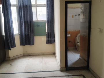 4 BHK Apartment in Sector 4 Dwarka for rent New Delhi. The reference number is 20528657