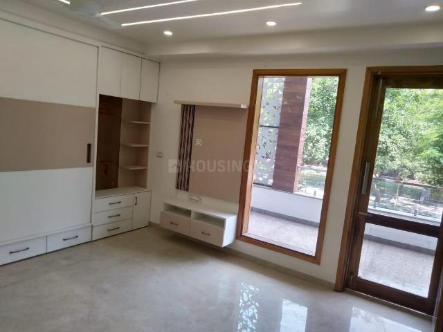 4 BHK Apartment in Sector 4 Dwarka for rent New Delhi. The reference number is 20934440