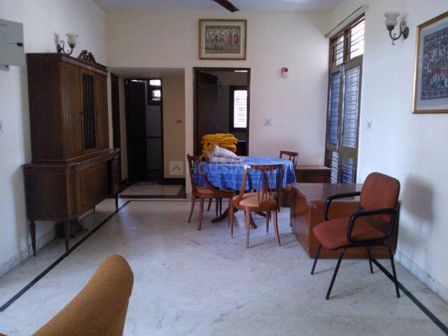 4 BHK Apartment in Sector 4 Dwarka for rent New Delhi. The reference number is 21344513