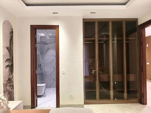 4 BHK Apartment in Sector 58 for rent Gurgaon. The reference number is 19679156
