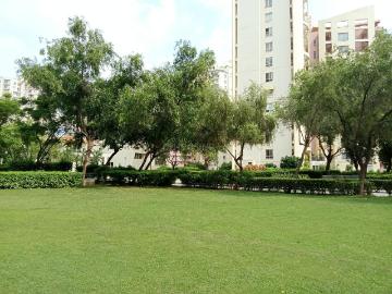 4 BHK Apartment in Sector 50 for rent Gurgaon. The reference number is 20260409