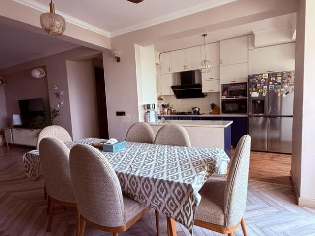 4 BHK Apartment in Sector 51 for rent Gurgaon. The reference number is 20698818