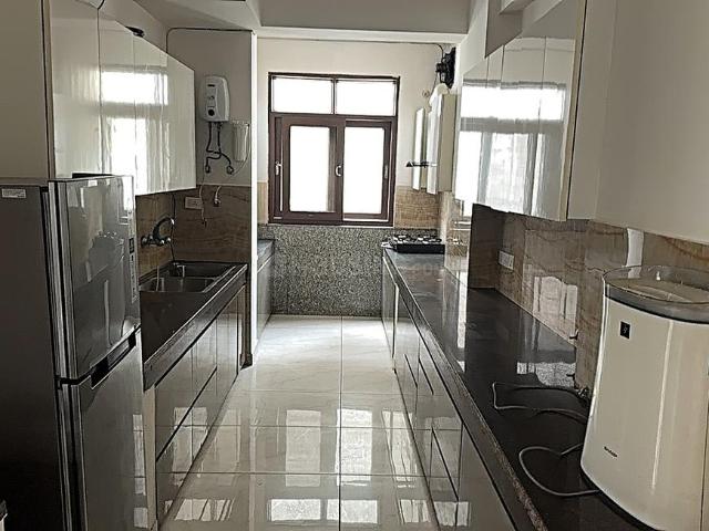 4 BHK Apartment in Sector 51 for resale Gurgaon. The reference number is 19213777