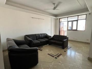 4 BHK Apartment in Sector 52 for rent Gurgaon. The reference number is 19632482