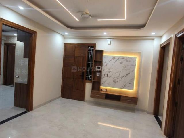 4 BHK Apartment in Sector 52 for rent Gurgaon. The reference number is 20975739