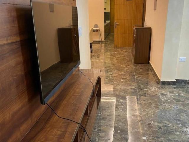 4 BHK Apartment in Sector 52 for rent Gurgaon. The reference number is 20120337