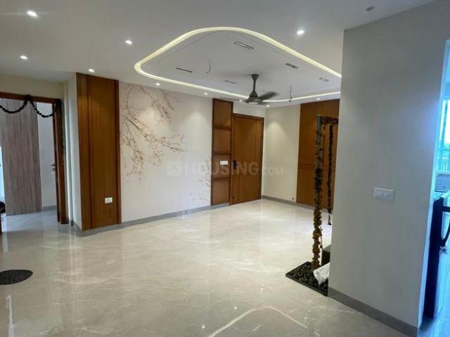 4 BHK Apartment in Sector 52 for rent Gurgaon. The reference number is 21194997