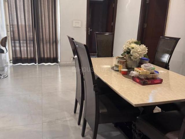 4 BHK Apartment in Sector 52 for resale Gurgaon. The reference number is 20198800