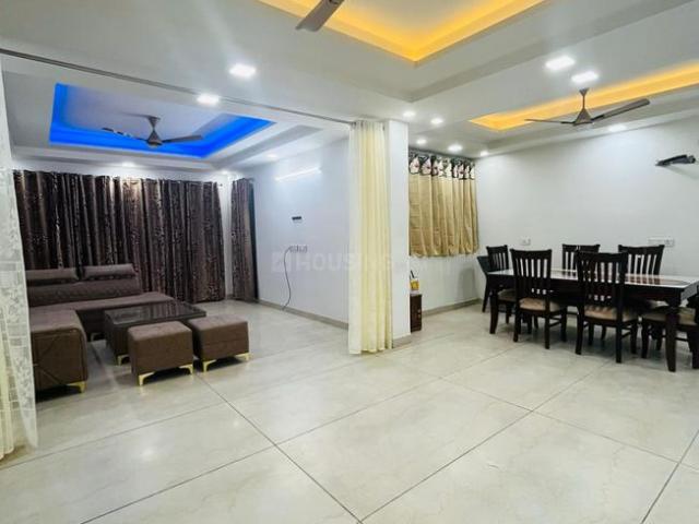 4 BHK Apartment in Sector 52 for resale Gurgaon. The reference number is 20420351
