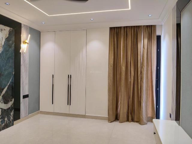 4 BHK Apartment in Sector 53 for rent Gurgaon. The reference number is 20891509