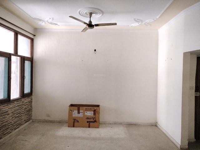 4 BHK Apartment in Sector 5 Dwarka for resale New Delhi. The reference number is 19345574