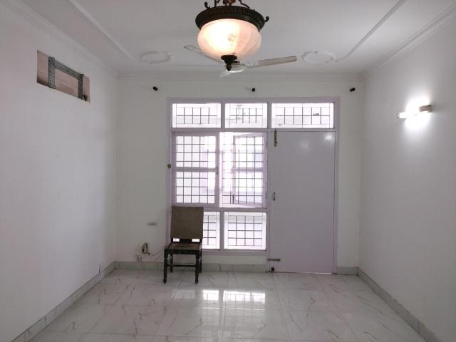4 BHK Apartment in Sector 5 Dwarka for resale New Delhi. The reference number is 19890564