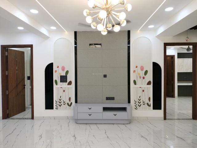 4 BHK Apartment in Sector 5 Dwarka for resale New Delhi. The reference number is 20138403