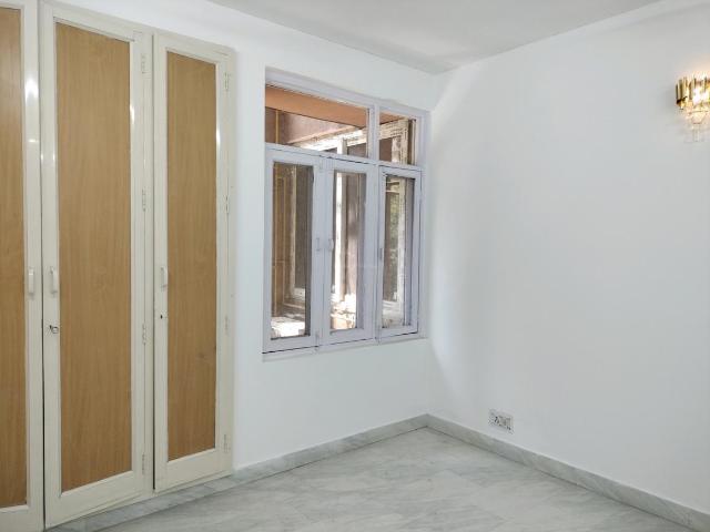 4 BHK Apartment in Sector 5 Dwarka for resale New Delhi. The reference number is 20364970