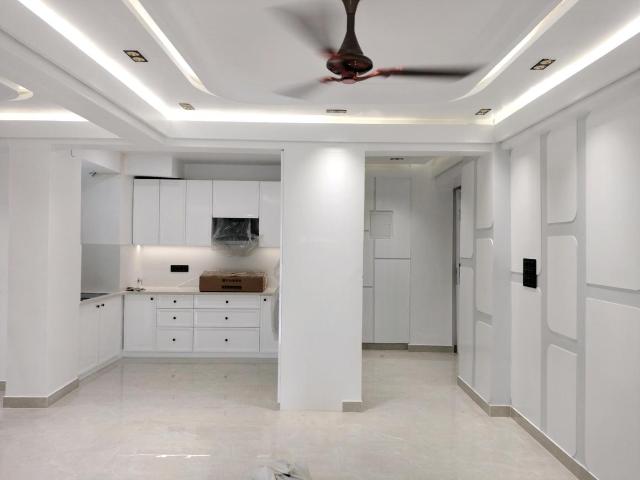 4 BHK Apartment in Sector 5 Dwarka for resale New Delhi. The reference number is 20824678