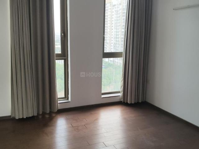 4 BHK Apartment in Sector 65 for rent Gurgaon. The reference number is 19851336