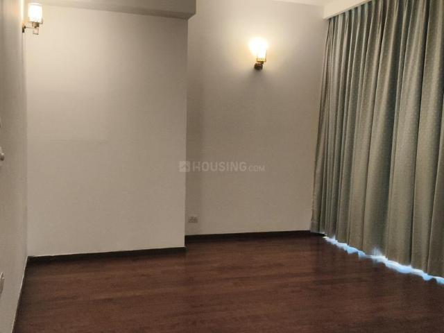 4 BHK Apartment in Sector 65 for rent Gurgaon. The reference number is 19394554