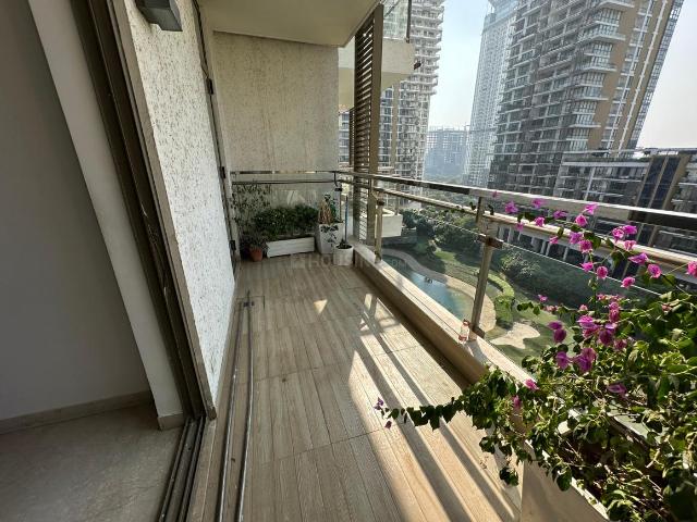 4 BHK Apartment in Sector 65 for rent Gurgaon. The reference number is 20582235