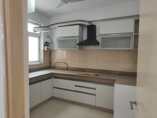 4 BHK Apartment in Sector 65 for rent Gurgaon. The reference number is 20823657
