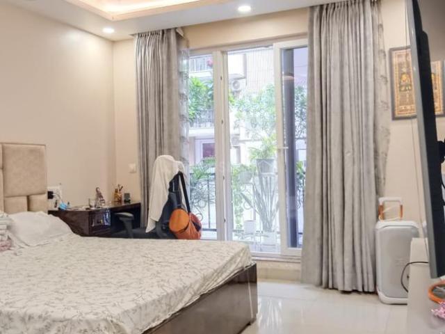 4 BHK Apartment in Sector 65 for rent Gurgaon. The reference number is 20846264