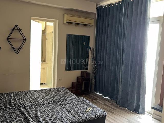 4 BHK Apartment in Sector 67 for rent Gurgaon. The reference number is 20083573