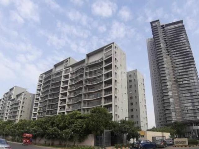 4 BHK Apartment in Sector 60 for resale Gurgaon. The reference number is 21172372