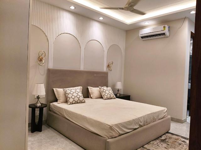 4 BHK Apartment in Sector 62 for rent Gurgaon. The reference number is 17465847
