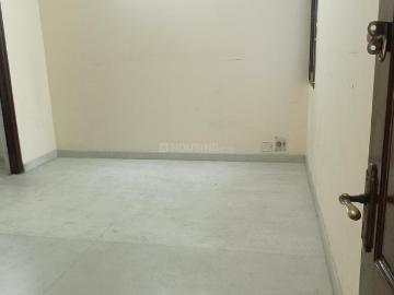 4 BHK Apartment in Sector 62 for resale Noida. The reference number is 19535372