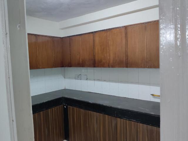 4 BHK Apartment in Sector 62 for resale Noida. The reference number is 19102593