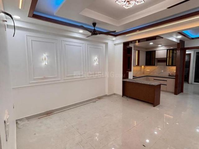 4 BHK Apartment in Sector 62 for resale Noida. The reference number is 20273020