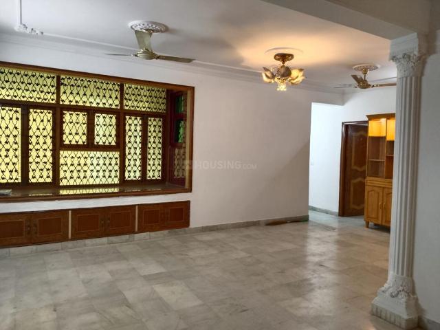 4 BHK Apartment in Sector 6 Dwarka for rent New Delhi. The reference number is 19709778