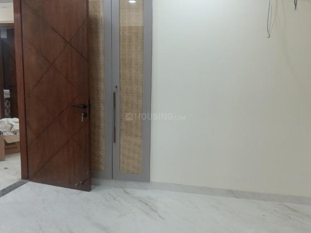 4 BHK Apartment in Sector 6 Dwarka for resale New Delhi. The reference number is 20338245