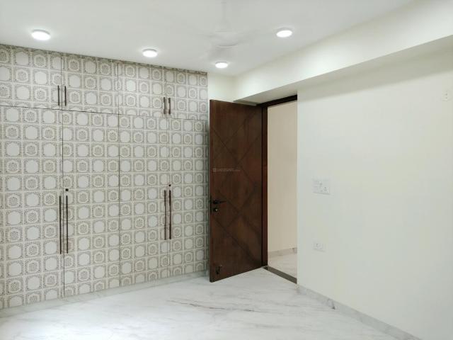 4 BHK Apartment in Sector 6 Dwarka for resale New Delhi. The reference number is 20406157