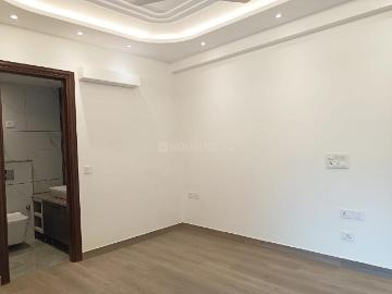 4 BHK Apartment in Sector 6 Dwarka for resale New Delhi. The reference number is 20523446