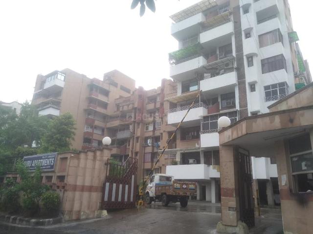 4 BHK Apartment in Sector 6 Dwarka for resale New Delhi. The reference number is 20530871