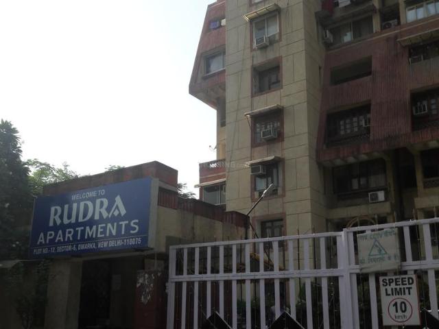 4 BHK Apartment in Sector 6 Dwarka for resale New Delhi. The reference number is 20738867