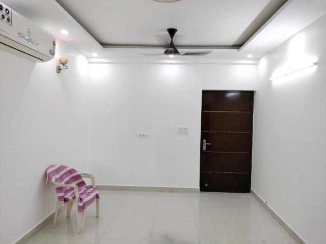 4 BHK Apartment in Sector 6 Dwarka for resale New Delhi. The reference number is 21222739