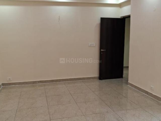 4 BHK Apartment in Sector 74 for rent Noida. The reference number is 21136649