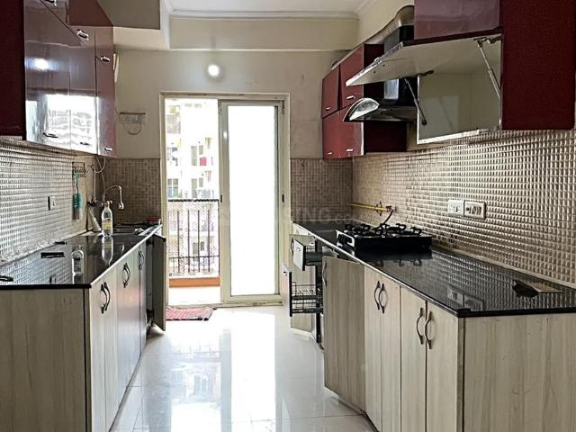 4 BHK Apartment in Sector 75 for rent Noida. The reference number is 17618387
