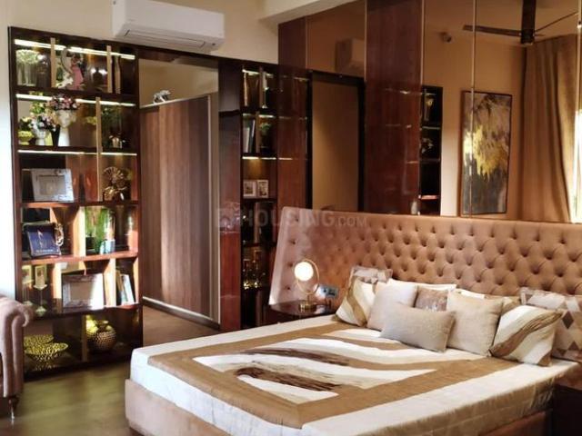4 BHK Apartment in Sector 75 for resale Noida. The reference number is 21046296