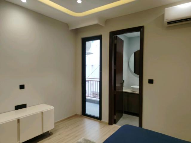 4 BHK Apartment in Sector 76 for rent Gurgaon. The reference number is 20995207