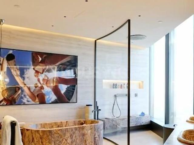 4 BHK Apartment in Sector 76 for resale Gurgaon. The reference number is 20002327
